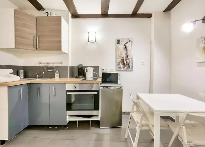Charming Historical Center Of Apartman *