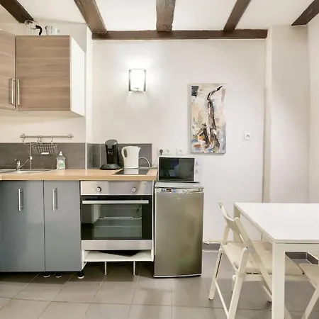 Charming Historical Center Of Apartment *